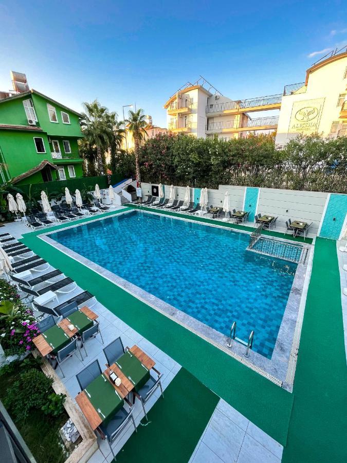 Alessia Hotel Hotel & Spa Side Exterior photo